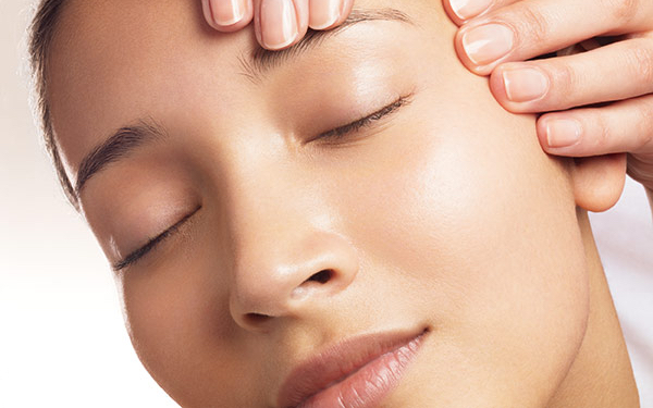 Clarins Le Mirage facial